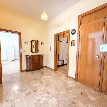 Lägenhet Praga Apartment, A Pochi Passi Dal Mare Rif A754