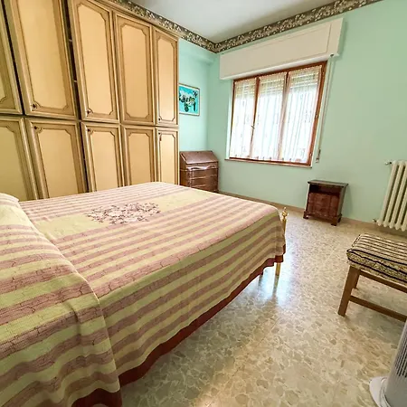 Praga Apartment, A Pochi Passi Dal Mare Rif A754 Lägenhet *