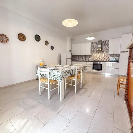Lägenhet Praga Apartment, A Pochi Passi Dal Mare Rif A754 San Benedetto del Tronto