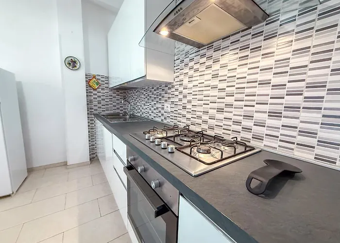 Praga Apartment, A Pochi Passi Dal Mare Rif A754 Apartment San Benedetto del Tronto